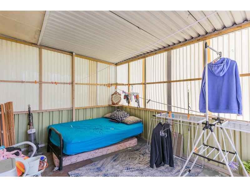 4 Gregson Street, Rockingham WA 6168