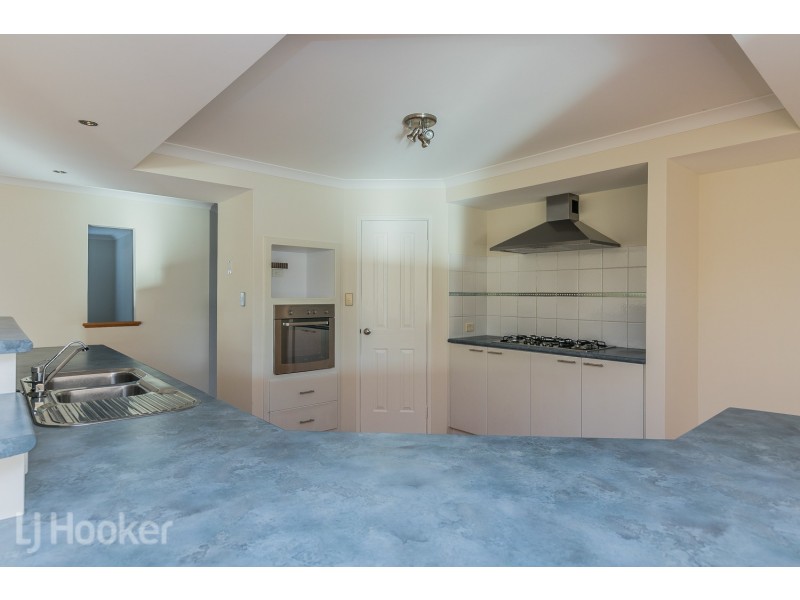 4 Culvers Way, Secret Harbour WA 6173