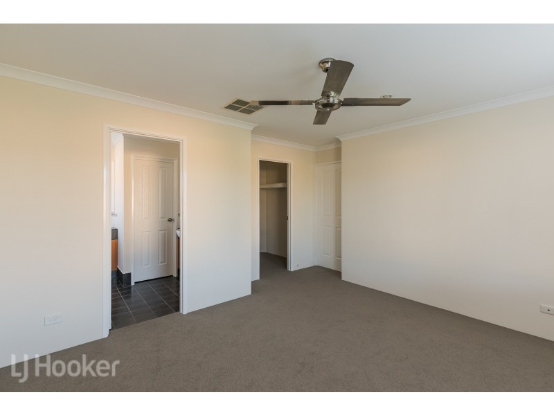 4 Culvers Way, Secret Harbour WA 6173