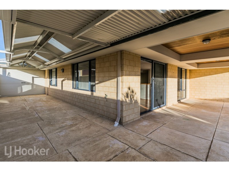 4 Culvers Way, Secret Harbour WA 6173