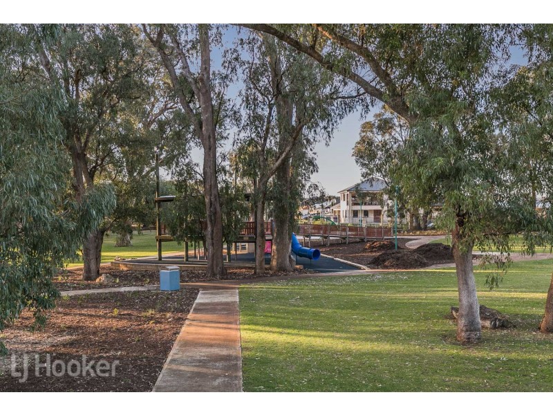 4 Culvers Way, Secret Harbour WA 6173