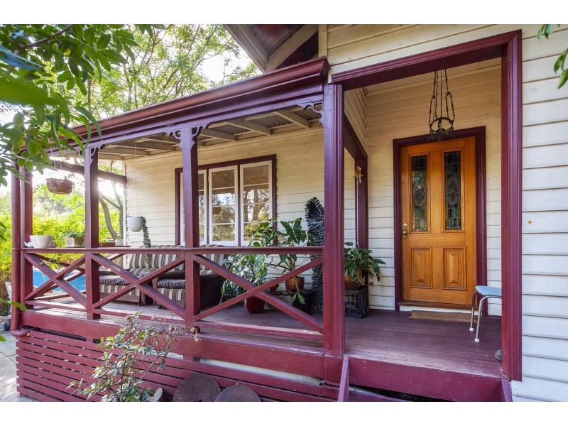 26 Oldham Crescent, Hilton WA 6163