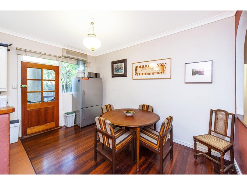 26 Oldham Crescent, Hilton WA 6163