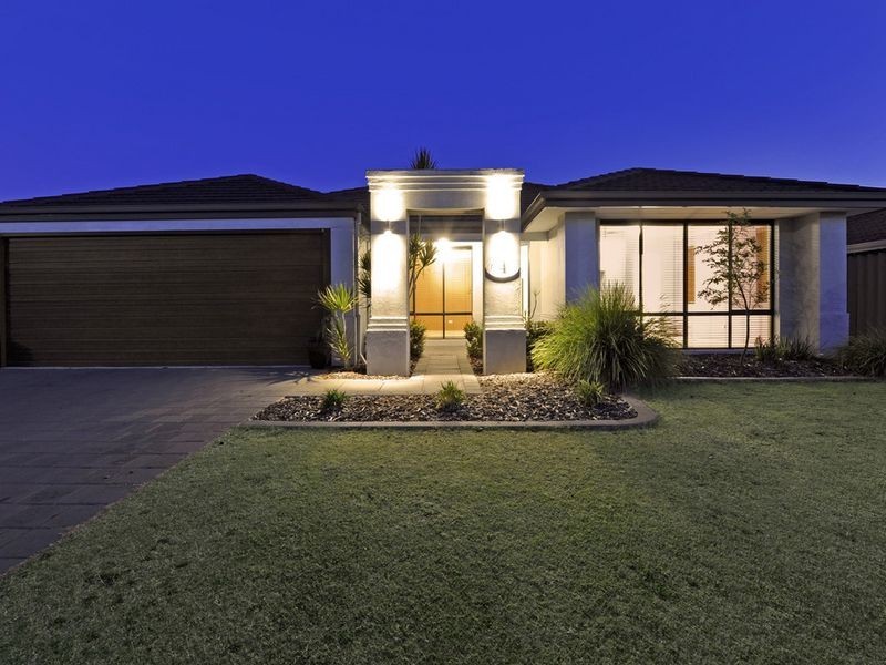 4 Wittecarra Crescent, Port Kennedy WA 6172