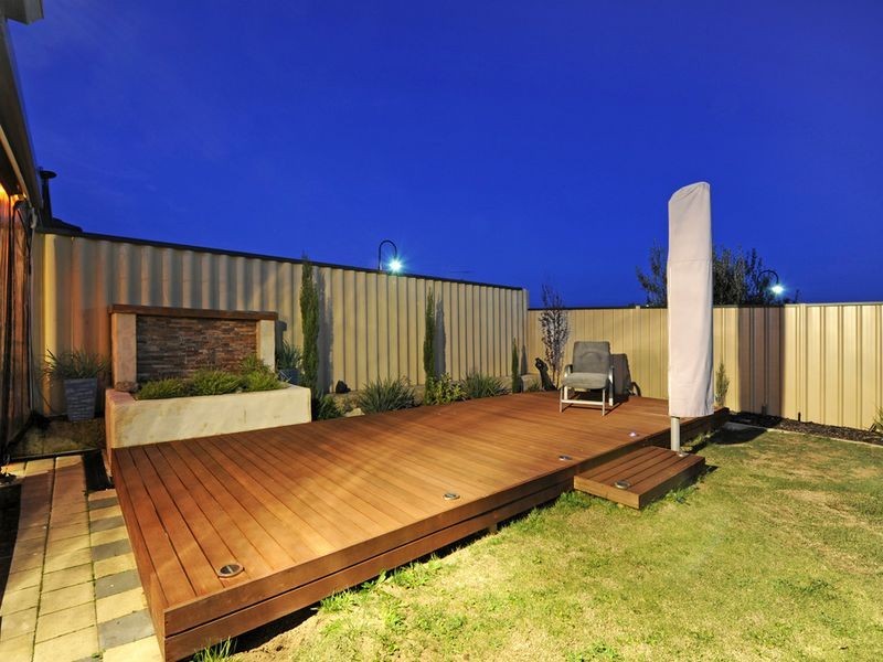 4 Wittecarra Crescent, Port Kennedy WA 6172