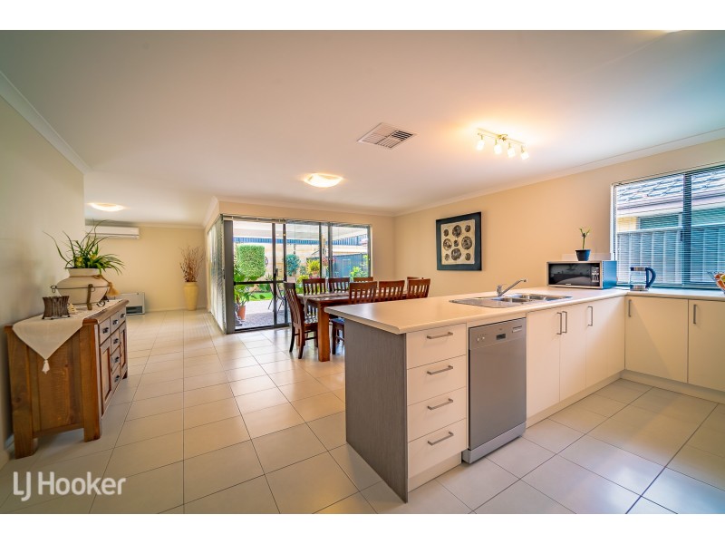 14 Hoover Bend, Baldivis WA 6171