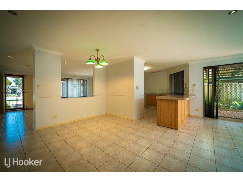 67 Mornington Boulevard, Waikiki WA 6169