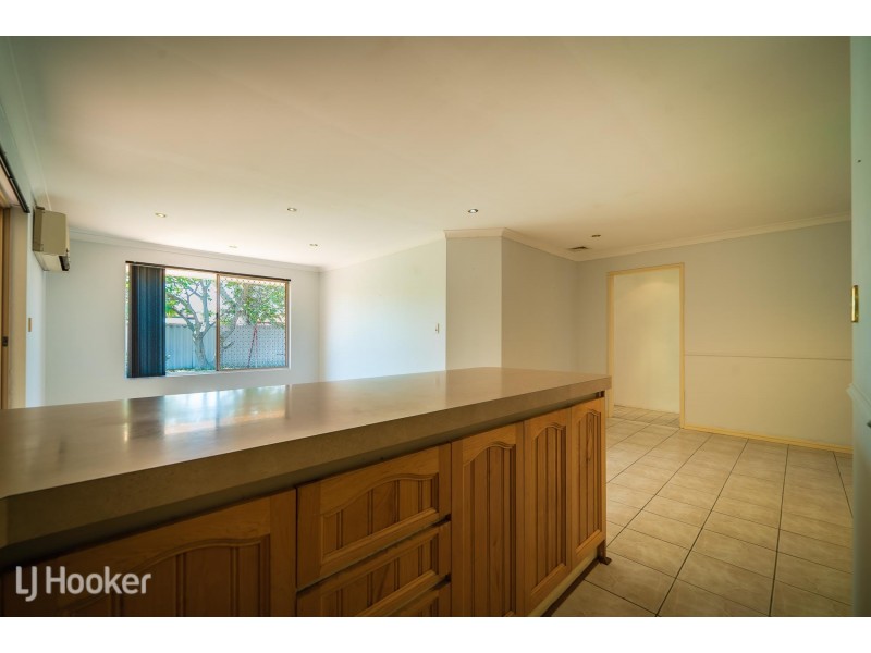 67 Mornington Boulevard, Waikiki WA 6169
