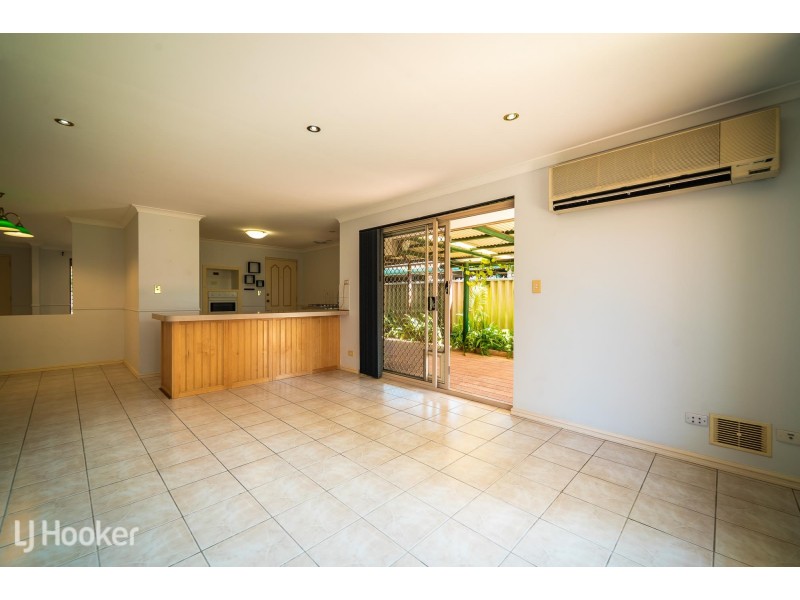 67 Mornington Boulevard, Waikiki WA 6169