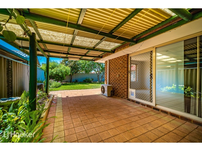 67 Mornington Boulevard, Waikiki WA 6169