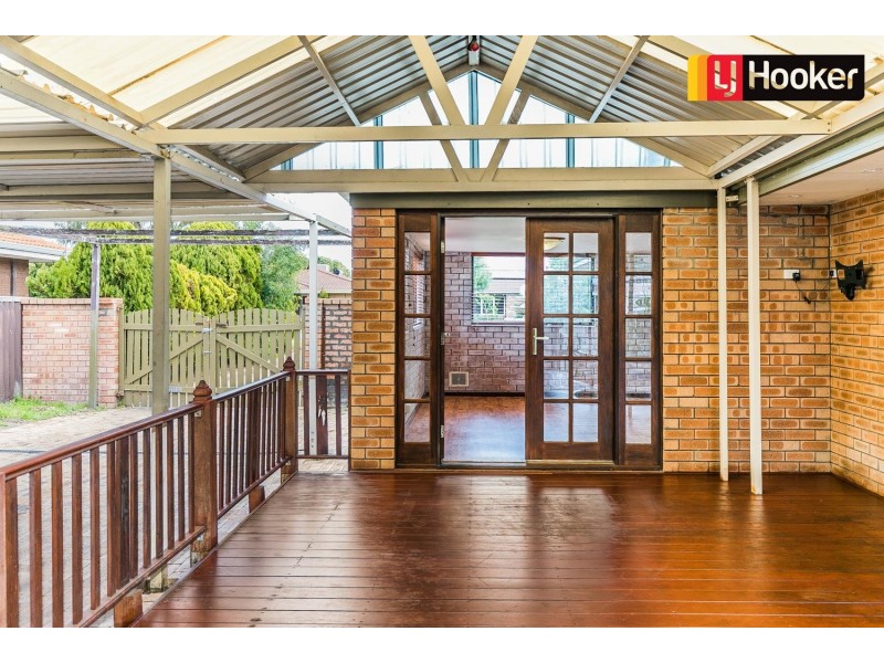 93 Seabrooke Avenue, Rockingham WA 6168