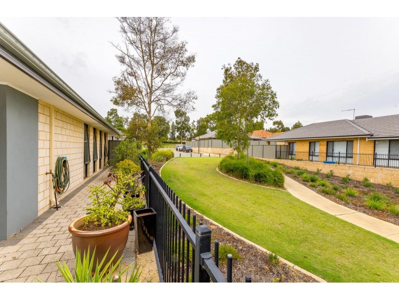 13 Dardanup Lane, Baldivis WA 6171