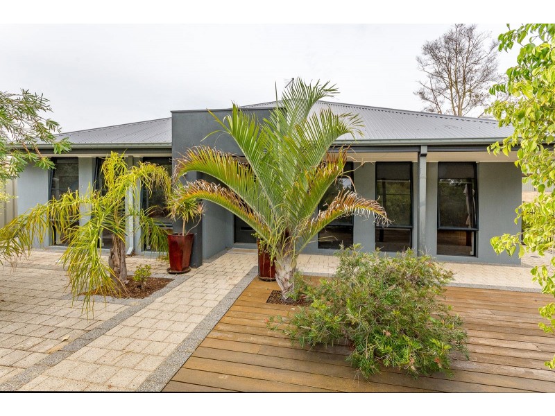 13 Dardanup Lane, Baldivis WA 6171