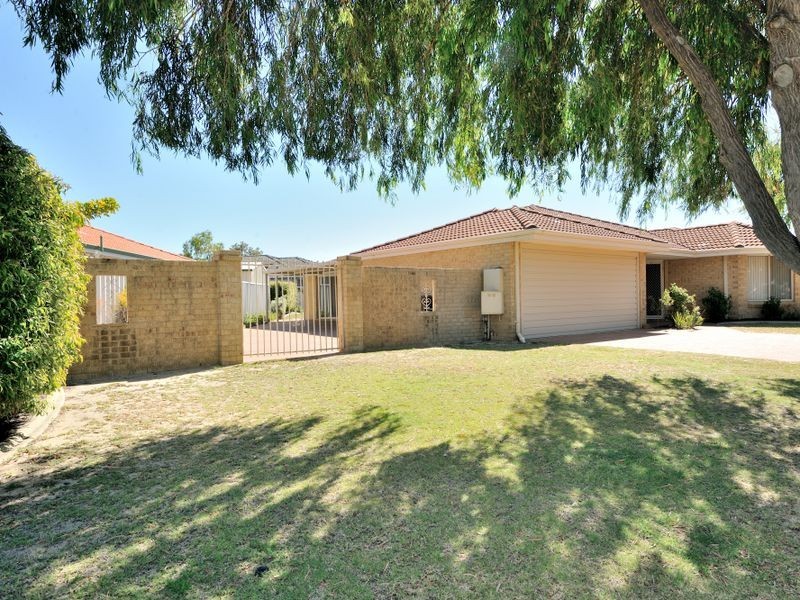 13 Latiano Green, Secret Harbour WA 6173
