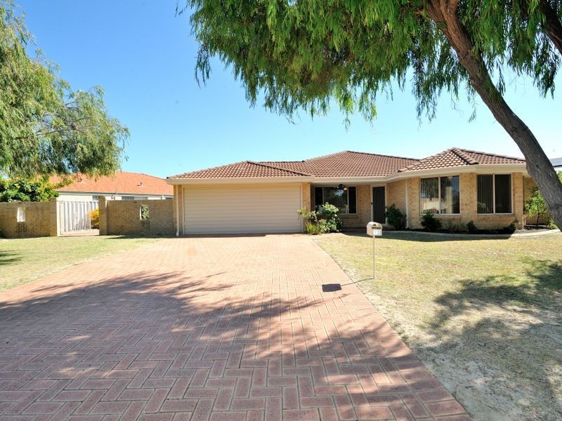 13 Latiano Green, Secret Harbour WA 6173