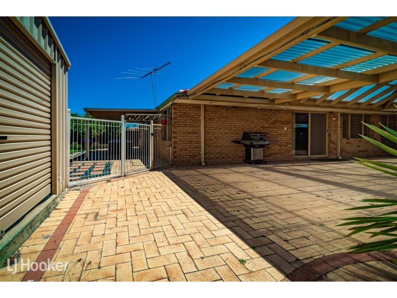 8 Blee Court, Rockingham WA 6168