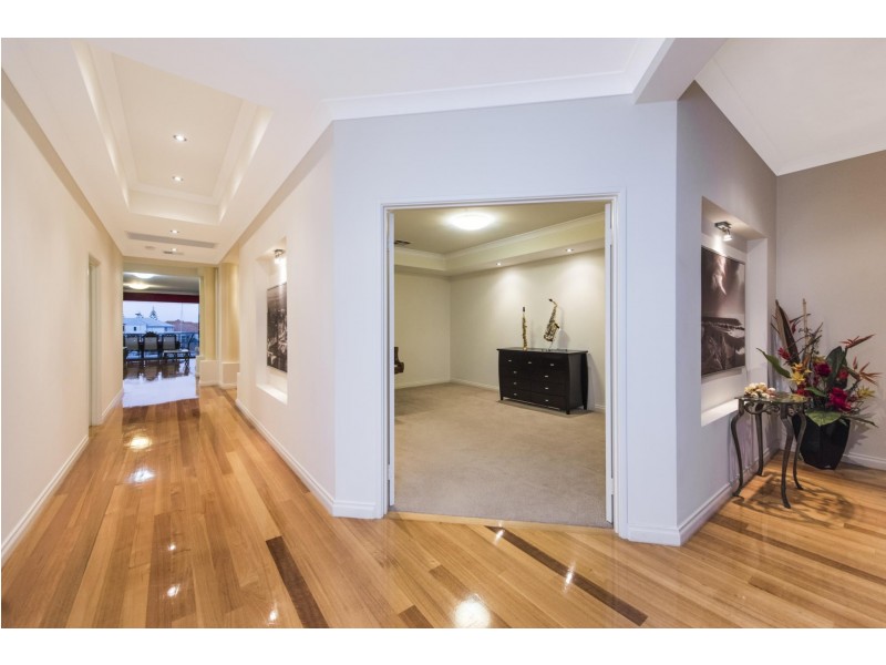 3/12 Abrolhos Quays, Wannanup WA 6210