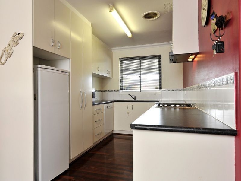 36 Fawdon Street, Safety Bay WA 6169