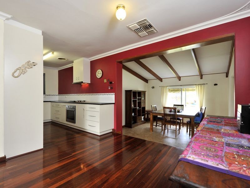 36 Fawdon Street, Safety Bay WA 6169