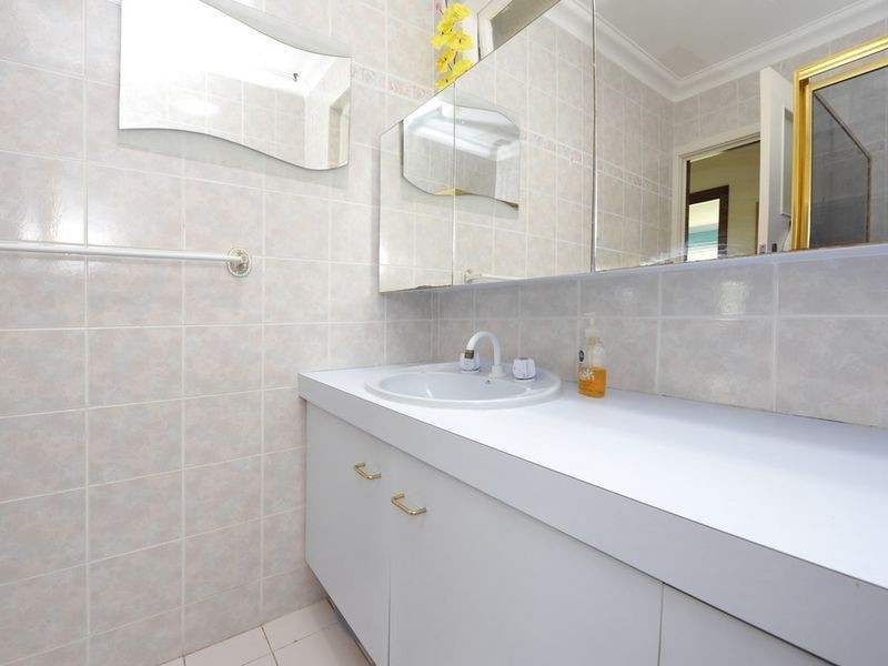 36 Fawdon Street, Safety Bay WA 6169