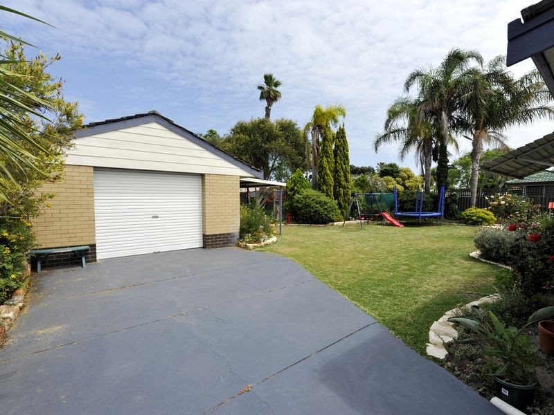 36 Fawdon Street, Safety Bay WA 6169