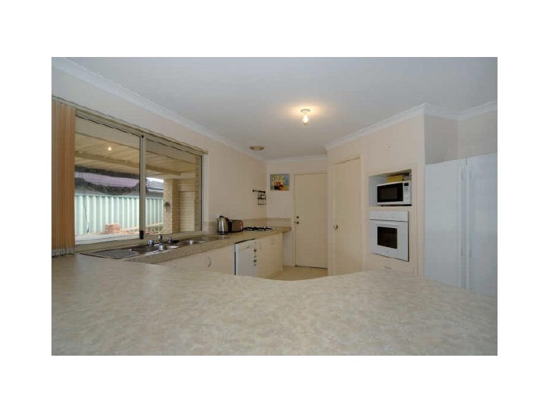9 Corfu Pass, Port Kennedy WA 6172