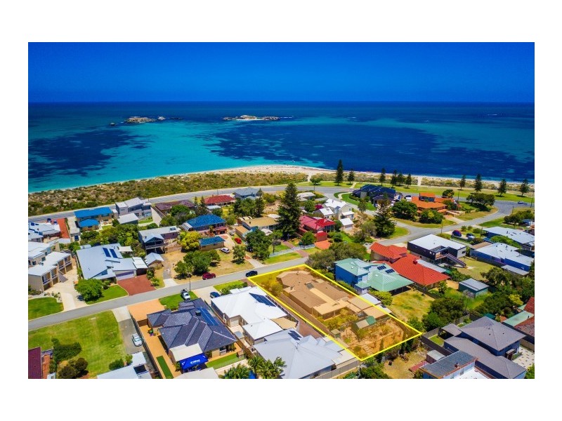 16 Churchill Avenue, Shoalwater WA 6169