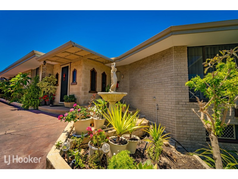 16 Churchill Avenue, Shoalwater WA 6169