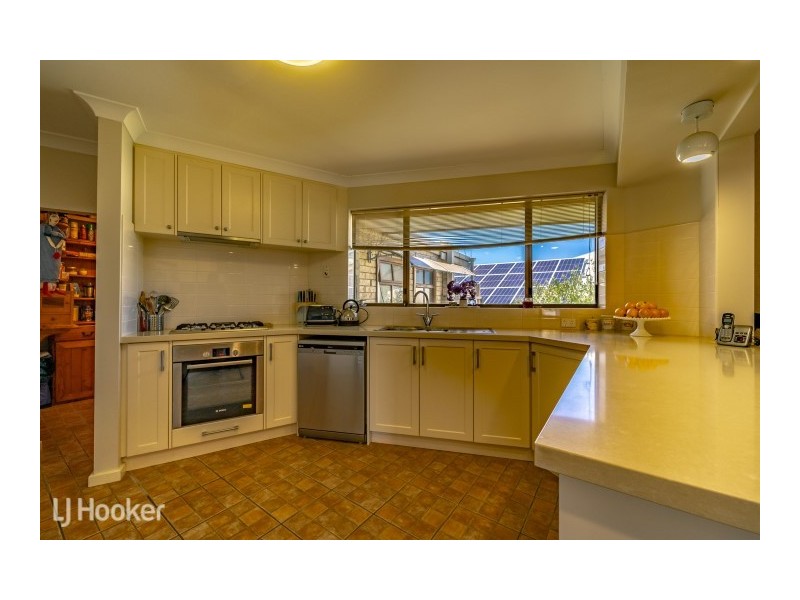 16 Churchill Avenue, Shoalwater WA 6169