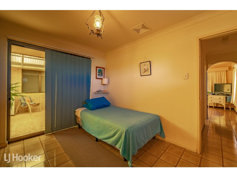 16 Churchill Avenue, Shoalwater WA 6169