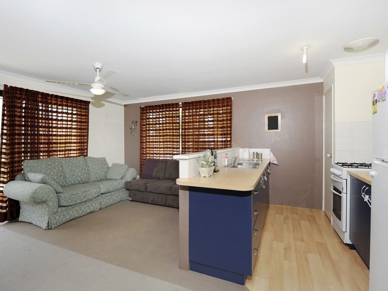 11 Nunton Place, Port Kennedy WA 6172