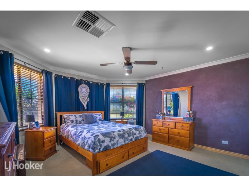 44 Tryall Avenue, Port Kennedy WA 6172