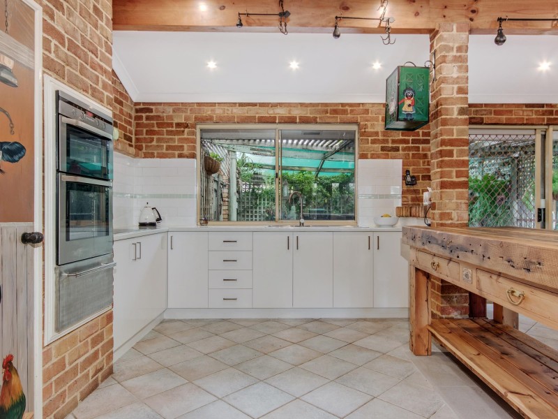 8 Javanica Court, Warnbro WA 6169