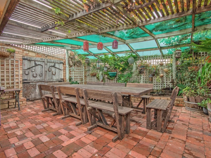 8 Javanica Court, Warnbro WA 6169