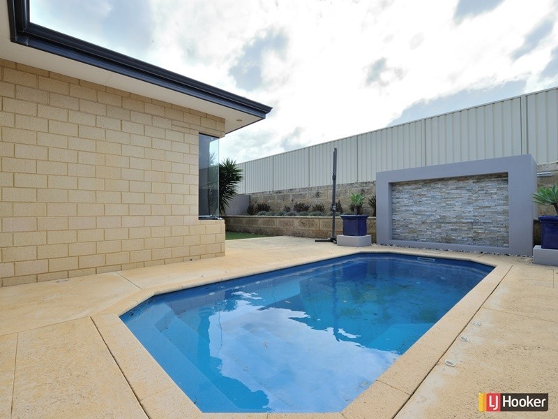 7 Tamar Break, Madora Bay WA 6210