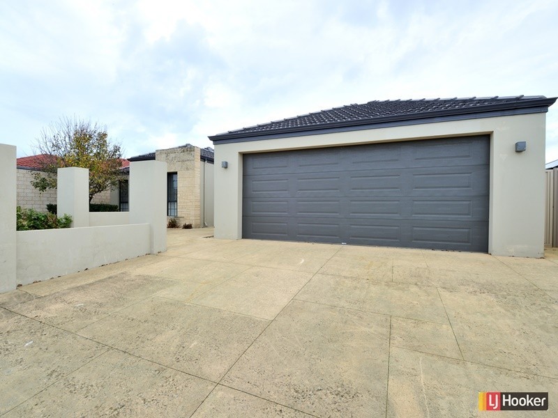 7 Tamar Break, Madora Bay WA 6210