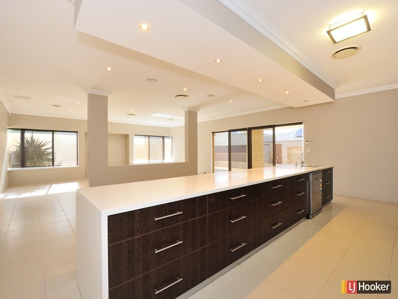 7 Tamar Break, Madora Bay WA 6210