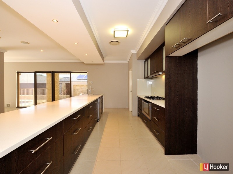 7 Tamar Break, Madora Bay WA 6210