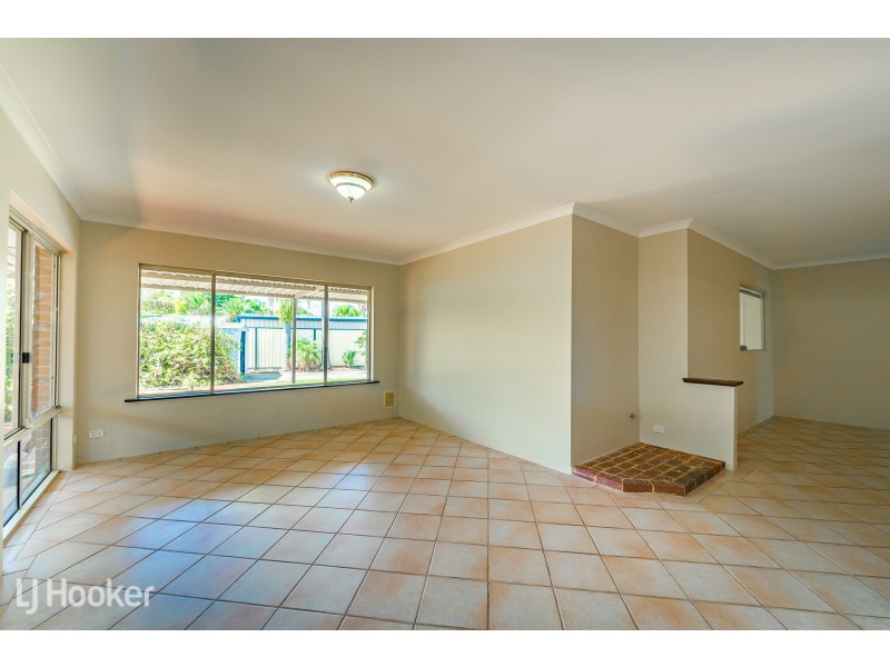 24 Woodbridge Drive, Cooloongup WA 6168
