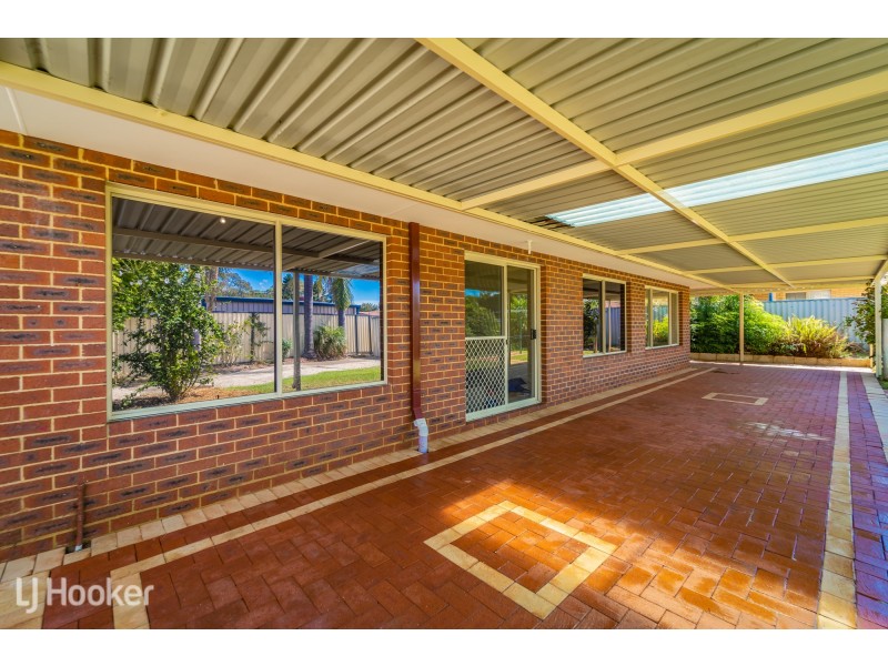 24 Woodbridge Drive, Cooloongup WA 6168