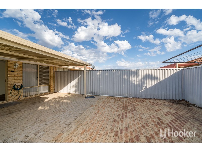 7/6 Hawkins Street, Rockingham WA 6168