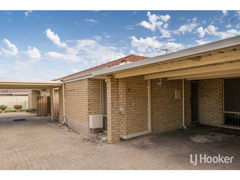 7/6 Hawkins Street, Rockingham WA 6168