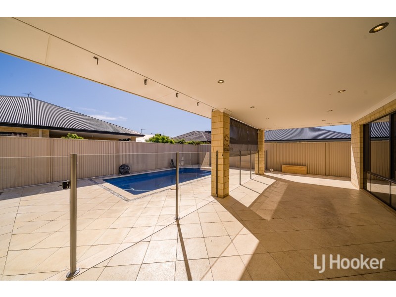 27 Buttermere Approach, Waikiki WA 6169