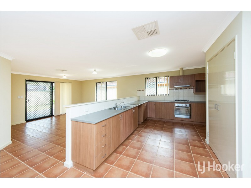 19 Amadeus Crescent, Port Kennedy WA 6172