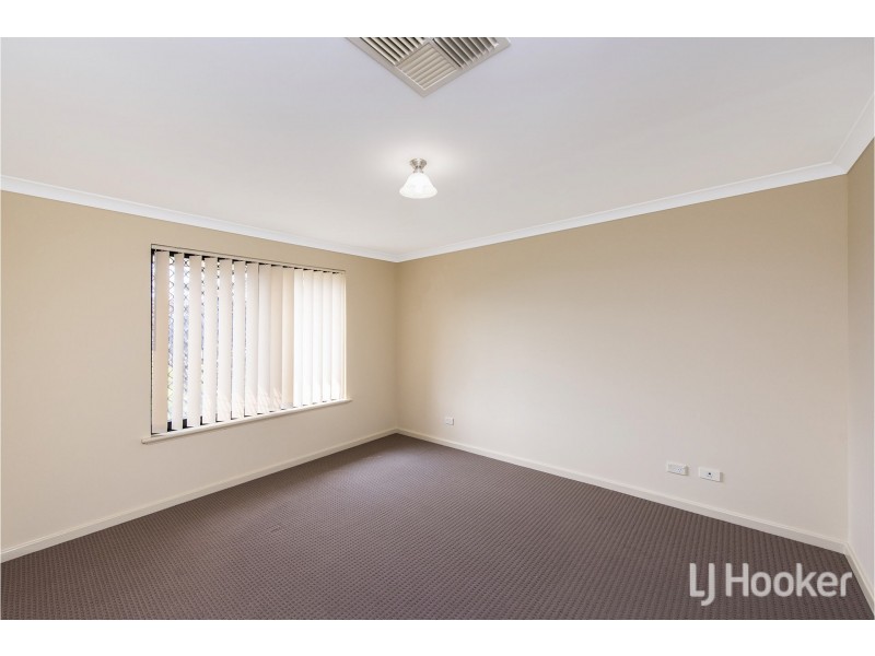 19 Amadeus Crescent, Port Kennedy WA 6172