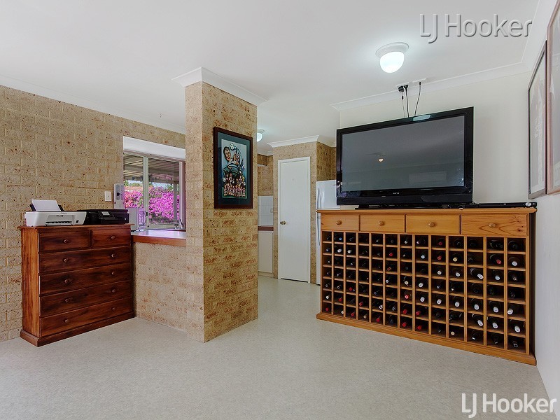 65A The Avenue, Warnbro WA 6169