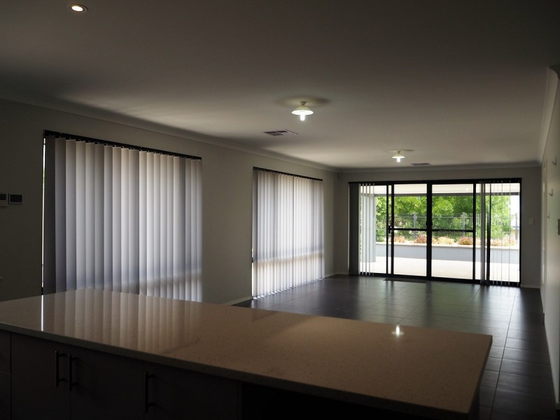 1 Valour Bend, Baldivis WA 6171