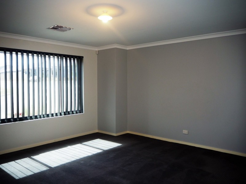 1 Valour Bend, Baldivis WA 6171