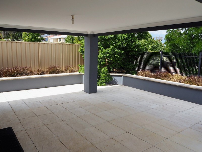 1 Valour Bend, Baldivis WA 6171