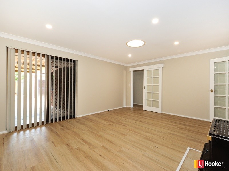 3 Cowling Way, Parmelia WA 6167
